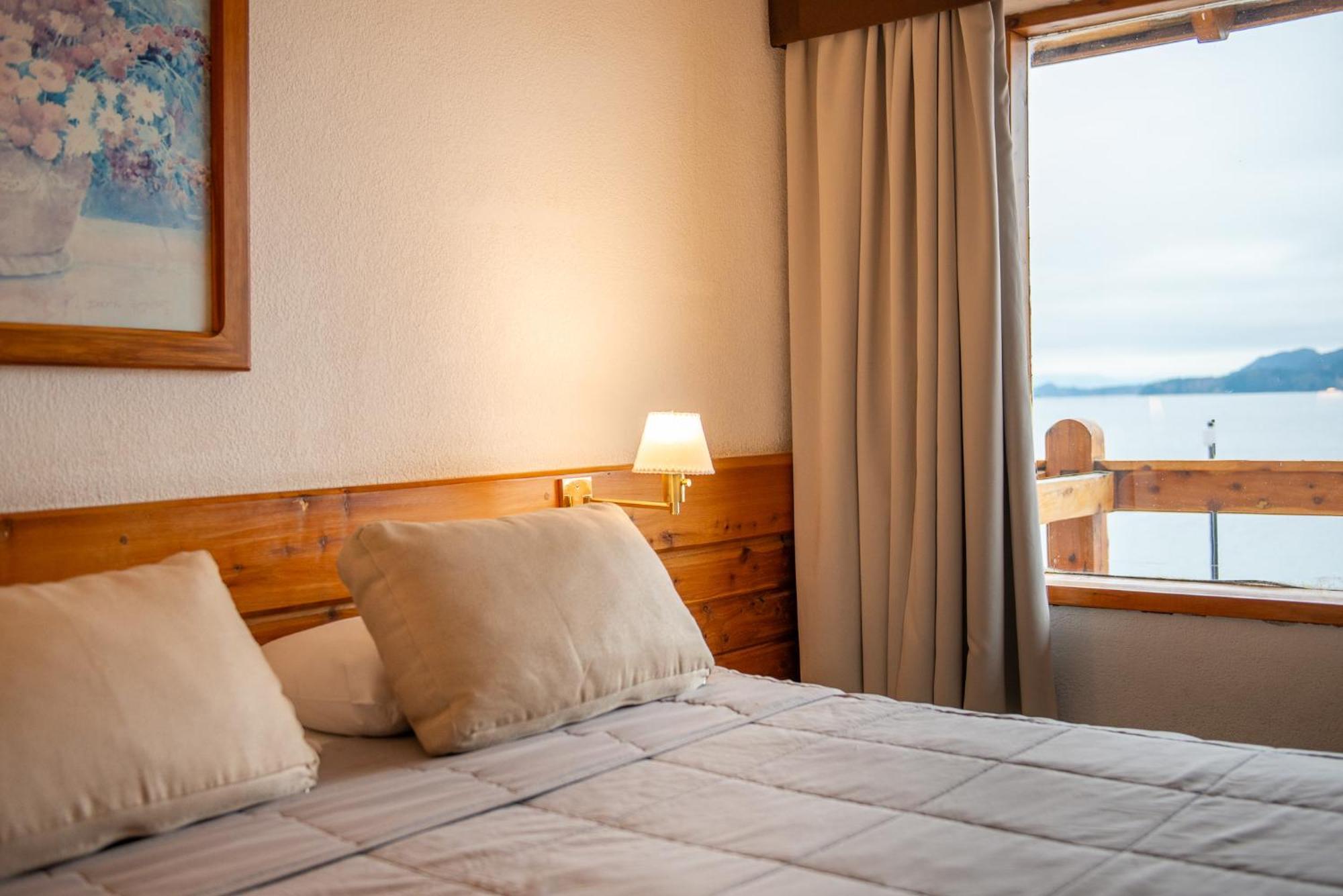 Apart Del Lago San Carlos de Bariloche Exterior photo