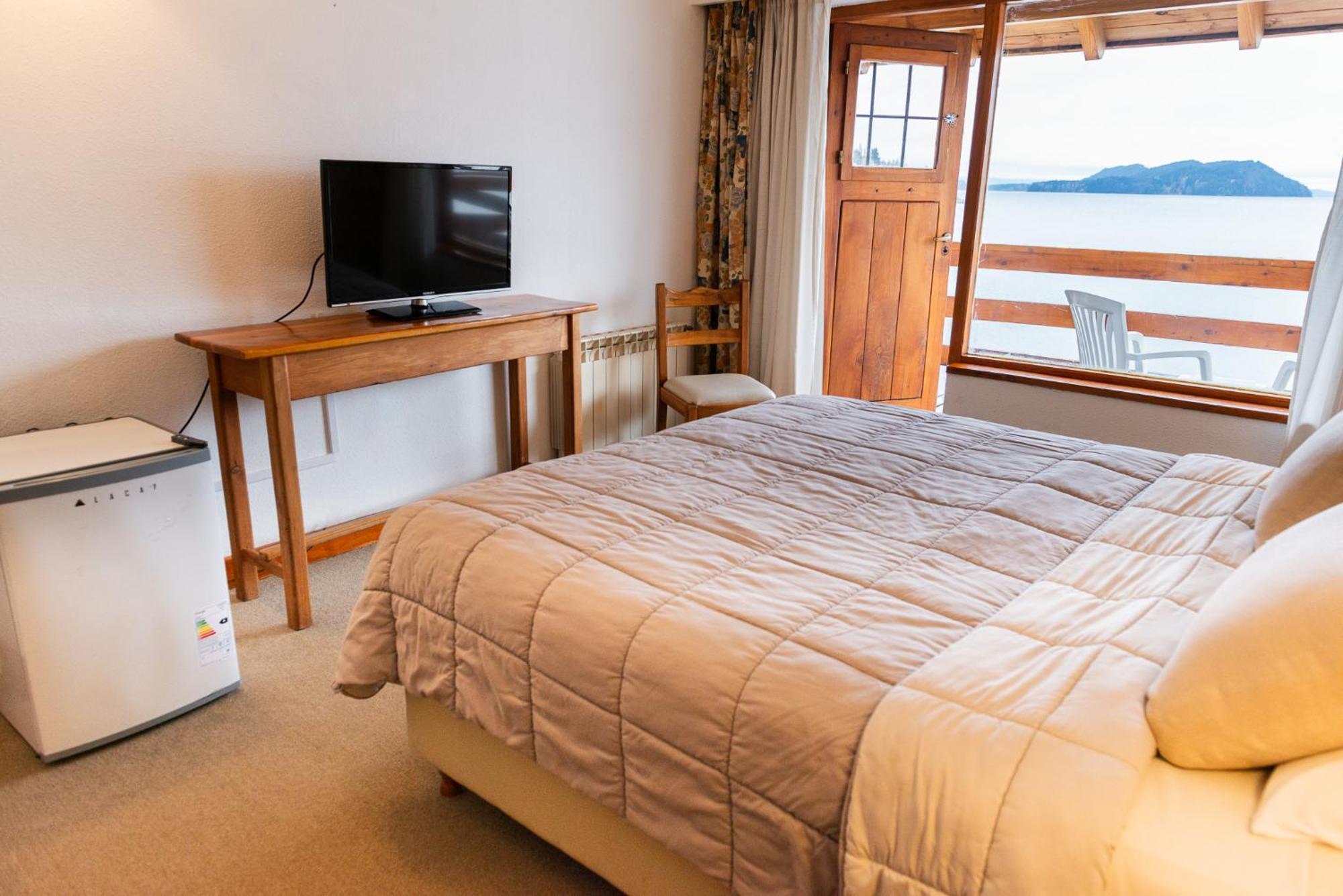 Apart Del Lago San Carlos de Bariloche Exterior photo
